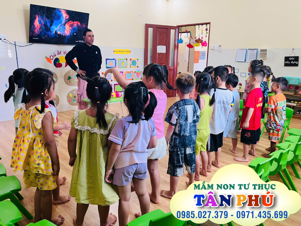 Buổi học của bé
